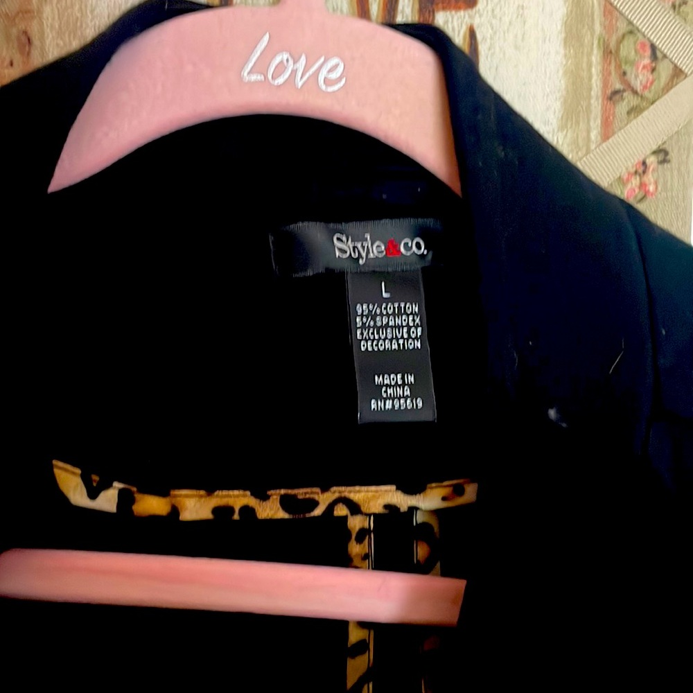 Cute black jacket